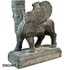 مجسمه تندیس و پیکره شهریار مدل شیر بالدار با گل لوتوس ایستاده کد MO1630 سایز بزرگ