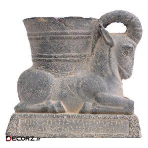مجسمه تندیس و پیکره شهریار مدل ریتون گاو شاخدار کد MO1850