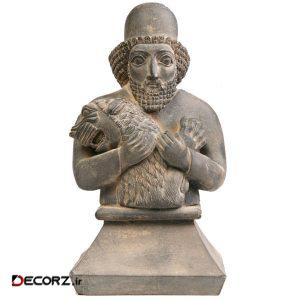 مجسمه تندیس و پیکره شهریار مدل شکارچی شیر کد MO1710