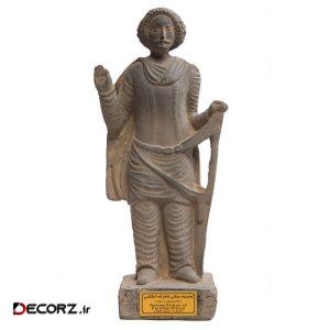 مجسمه تندیس و پیکره شهریار مدل مجسمه سنگی شاهزاده اشکانی کد MO2940