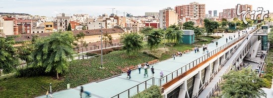 پارکی بالای خطوط راه آهن در بارسلونا پارکی بالای خطوط راه آهن در بارسلونا
