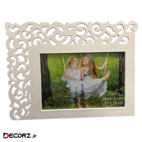 قاب عکس ایرسا مدل پیچک 2 سایز 13×18 سانتی متر قاب عکس ایرسا مدل پیچک 2 سایز 13×18 سانتی متر