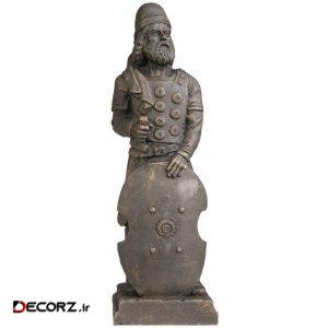 مجسمه تندیس و پیکره شهریار مدل تندیس بابک خرمدین کد M240-2 سایز کوچک