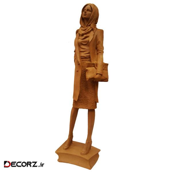 مجسمه لیبلپار طرح ملک مدل DKH-7064 مجسمه لیبلپار طرح ملک مدل DKH-7064