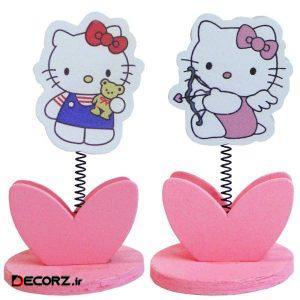 پایه نگهدارنده عکس مدل Hello Kitty بسته ۲ عددی به همراه ۲ عدد قلب چوبی